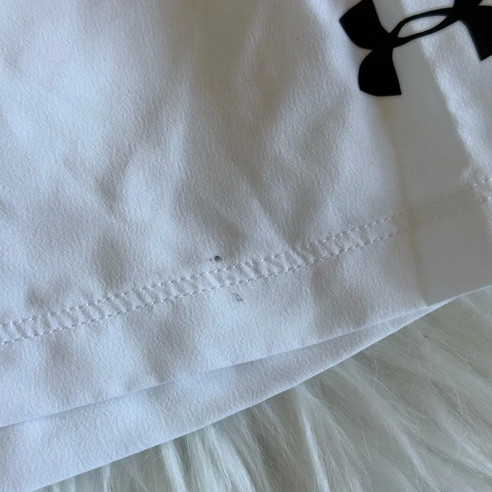 Under Armour | Women’s Medium White and Black Athletic Shorts with Drawstring